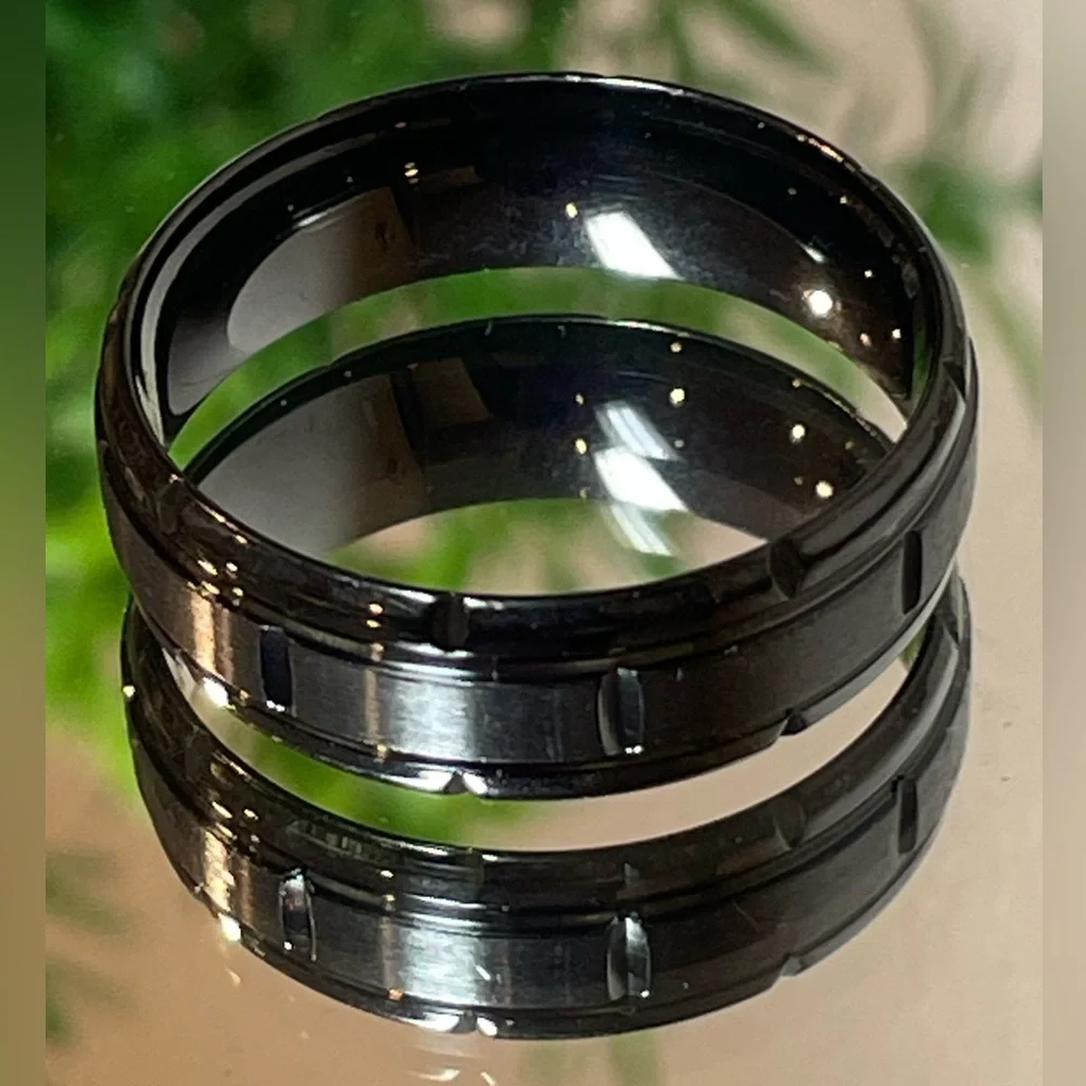 Titanium sleek black